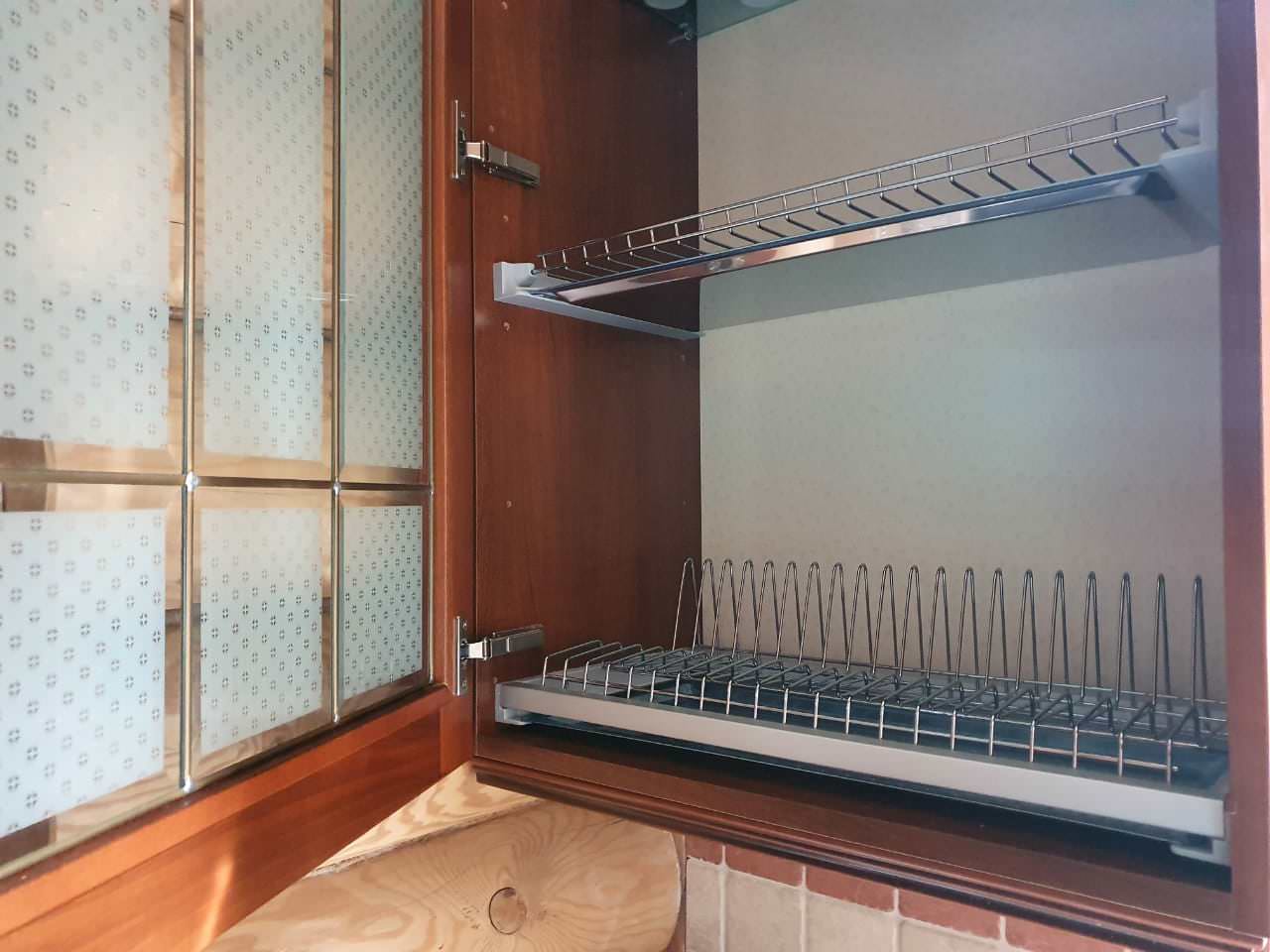 Выдвижные сушилки для посуды