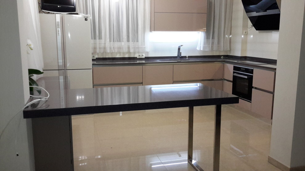 Кухня модерн