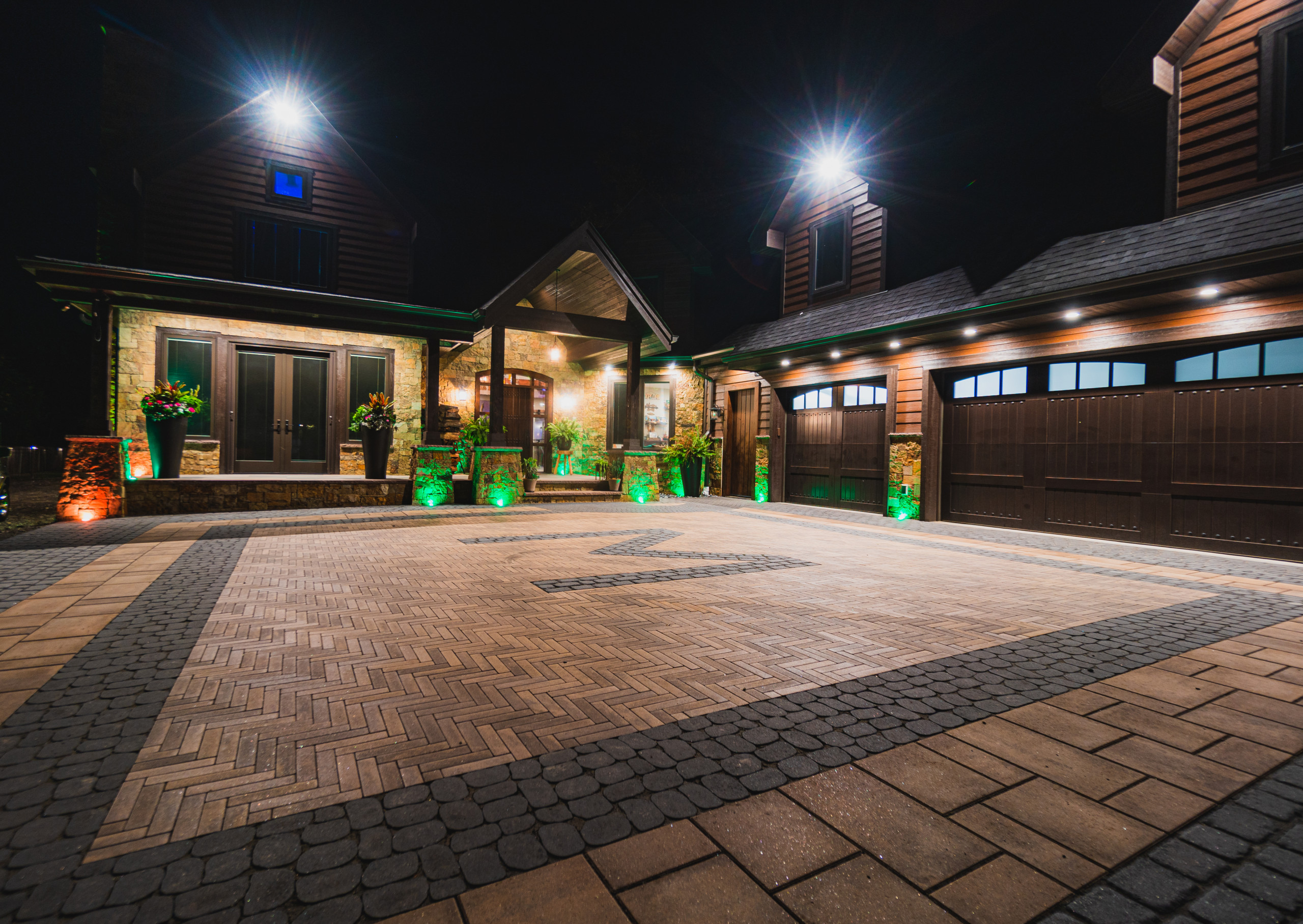 Award Winning Driveway Courtyard
