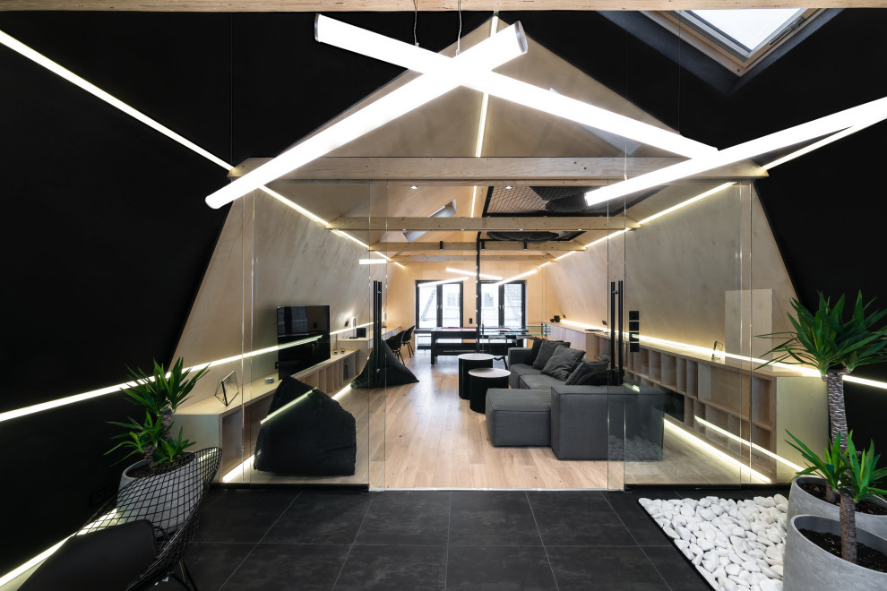 Две стороны одной мансарды