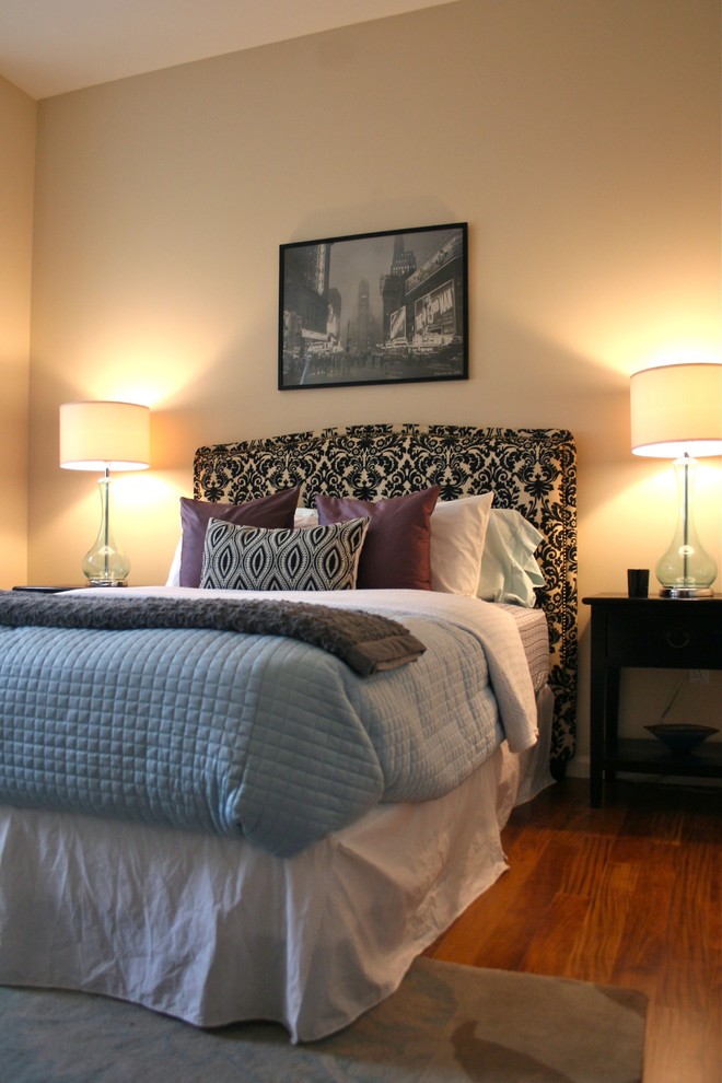 This is an example of a modern bedroom in Philadelphia.