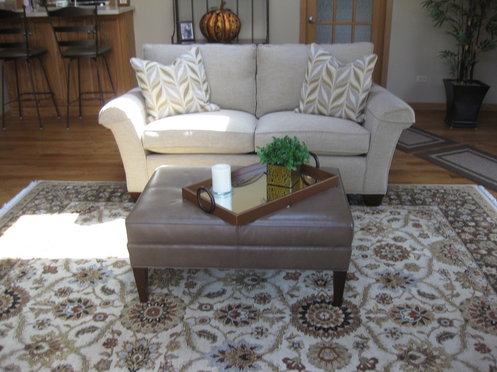 Sunroom - transitional sunroom idea in Chicago