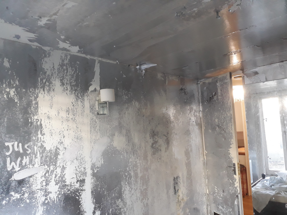 How to paint over tin foil covered room? Houzz UK