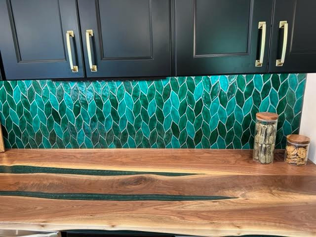 FAMILY BEVERAGE BAR AREA