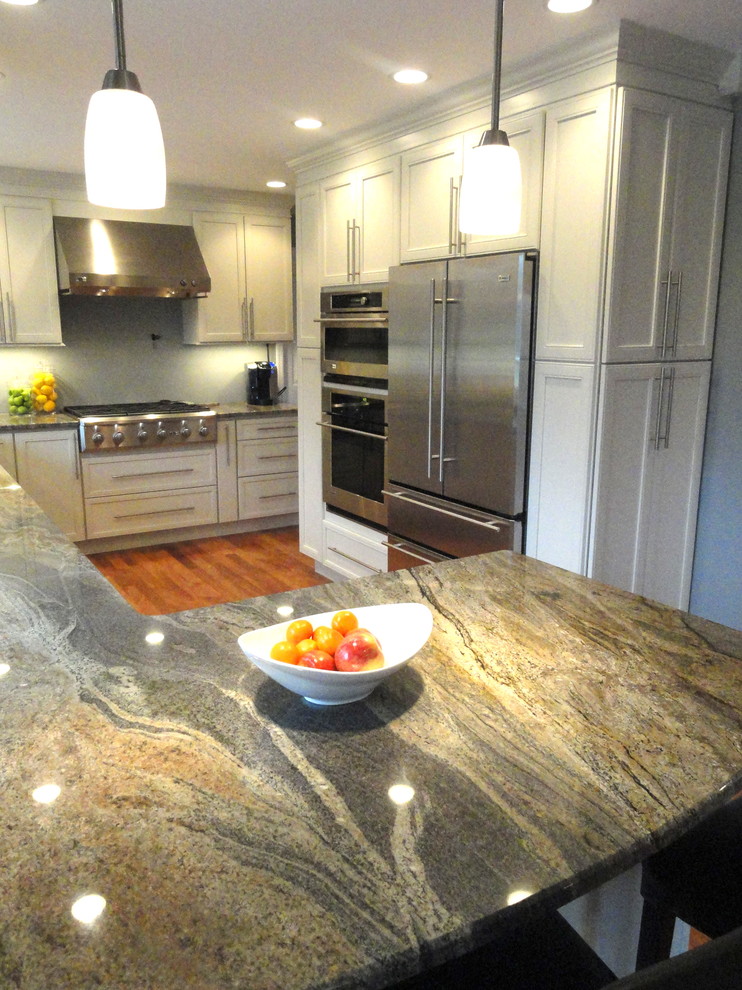 Inspiration for a transitional kitchen remodel in New York