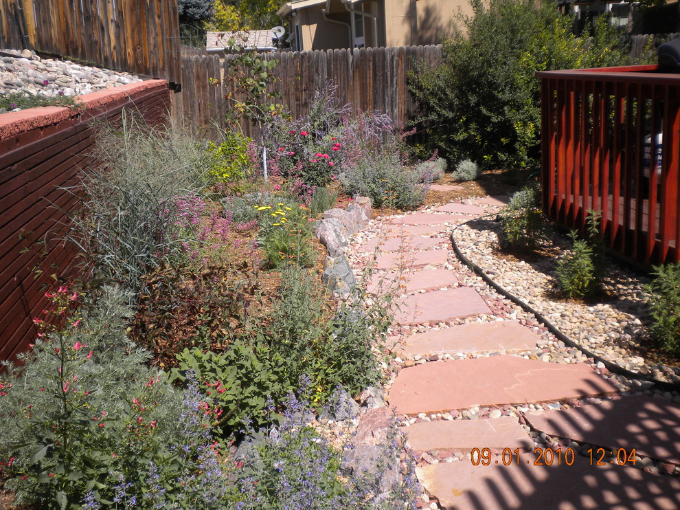 Design ideas for a rustic landscaping in Denver.