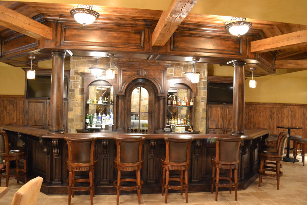 Inspiration for a rustic home bar remodel in Chicago