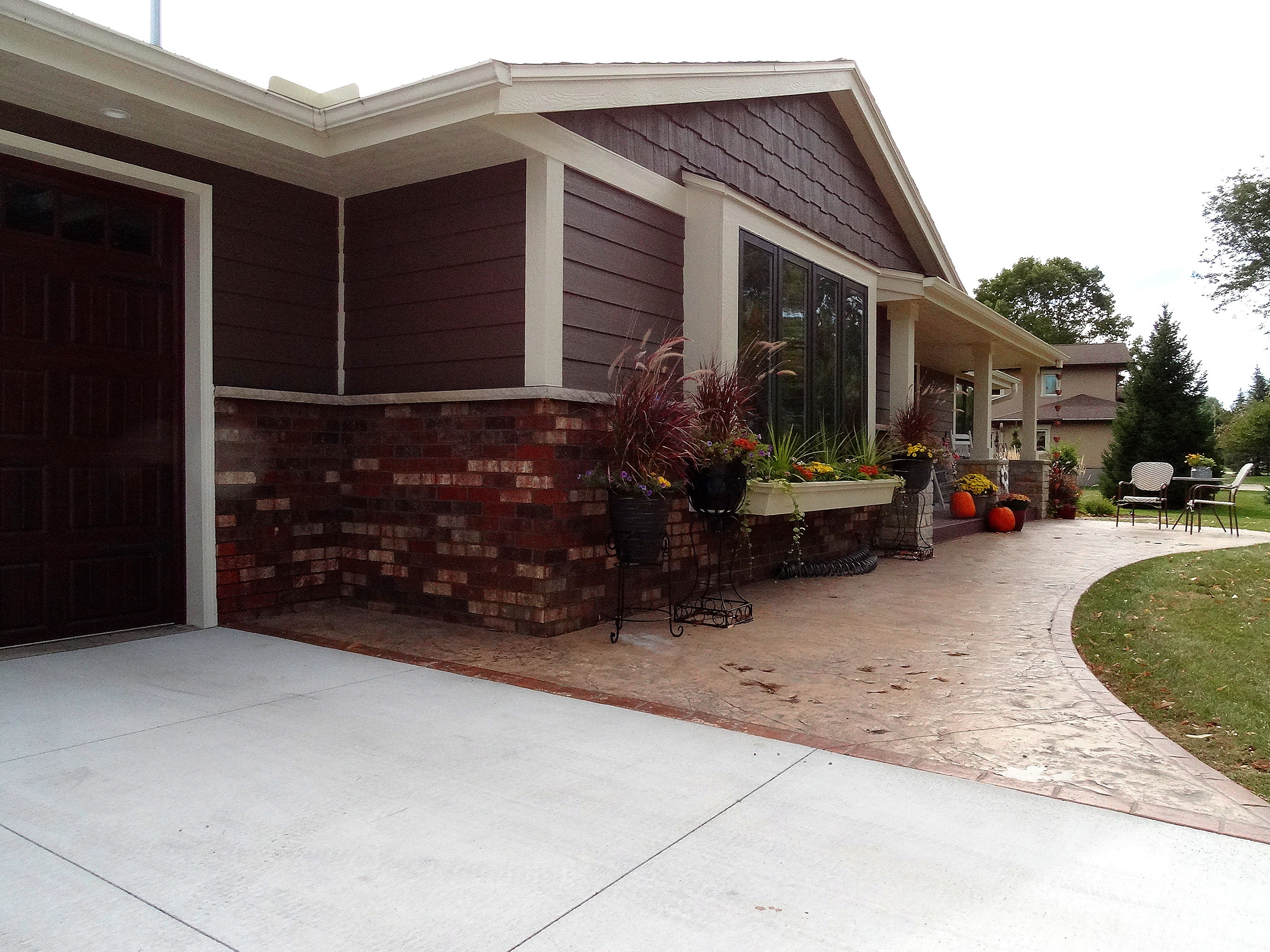 Muskego Residence - Exterior and Sun Room Addition