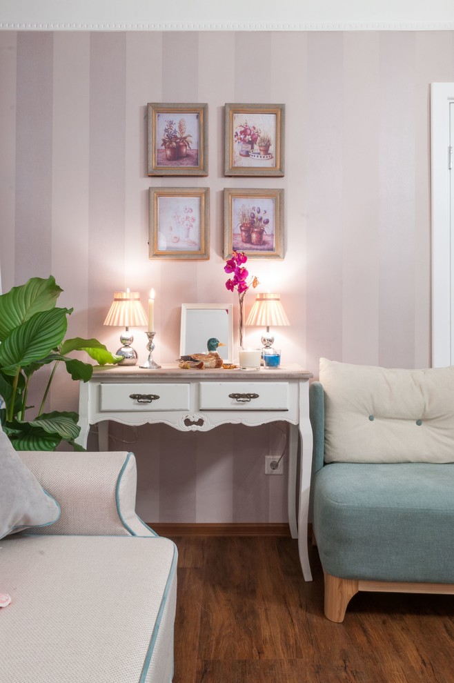 В этом проекте использован виниловый пол Corkstyle http://www.corkstyle.ru/catal