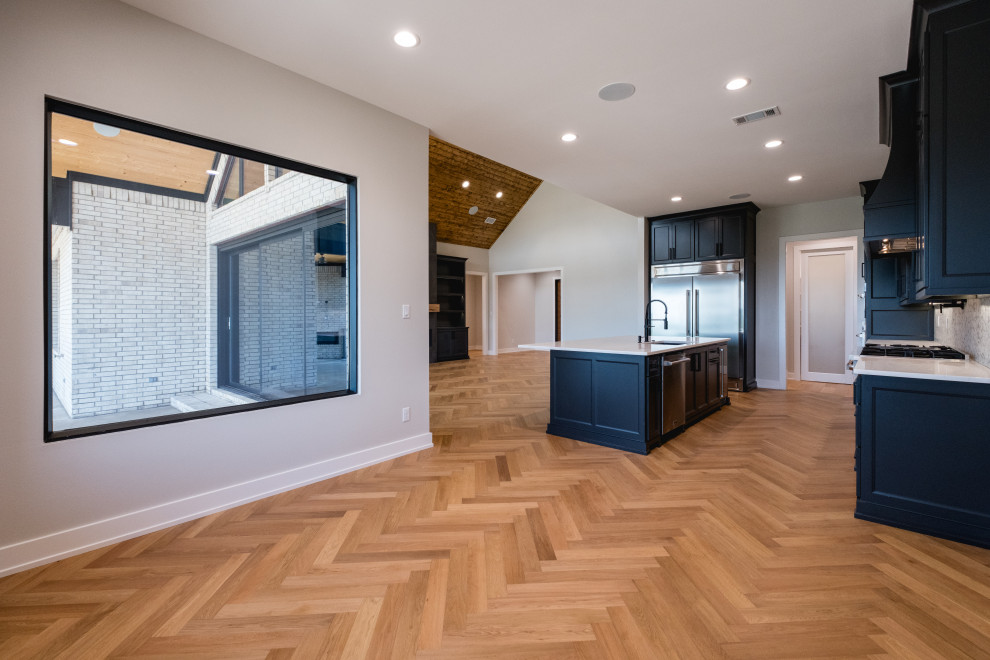 Roy Residence - Waterview Estates
