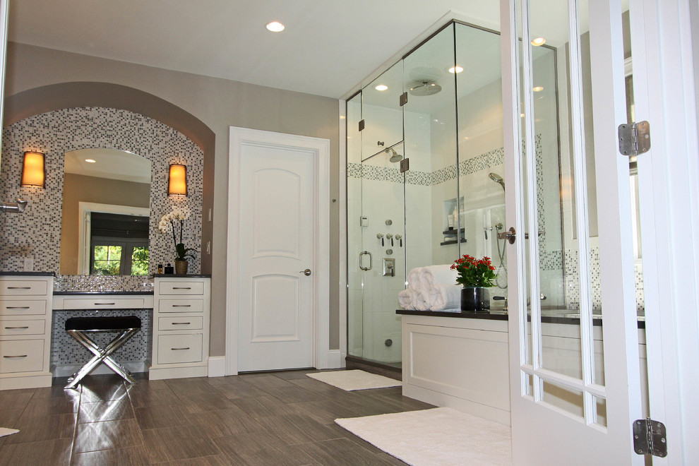 Home design - transitional home design idea in Boston