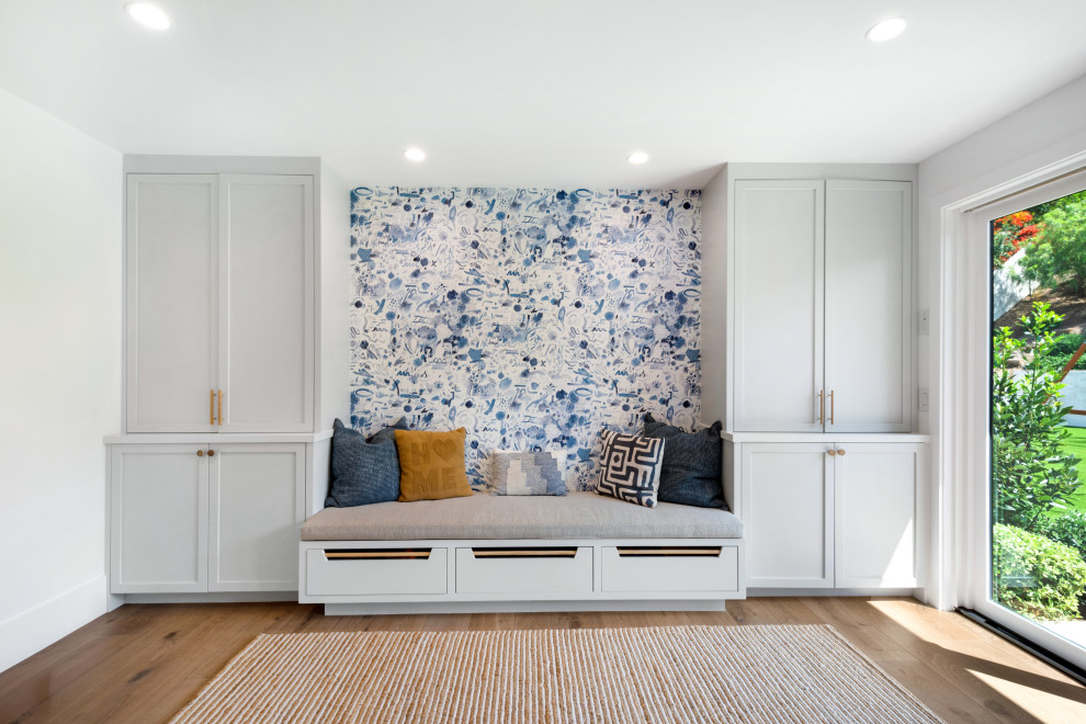 Example of a transitional home design design in Orange County
