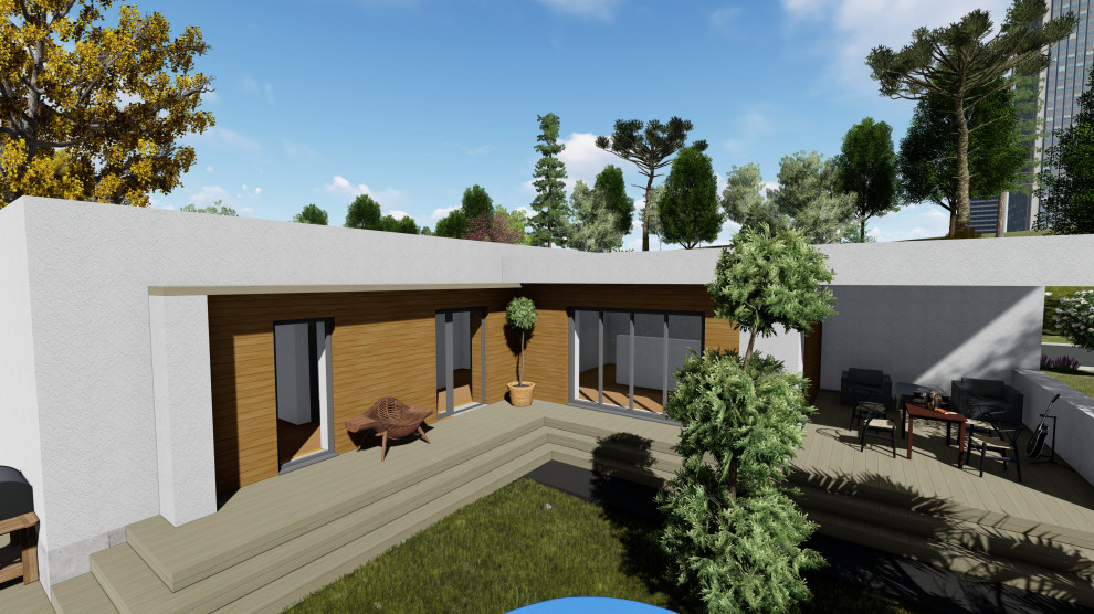 Дом на берегу моря с бассейном