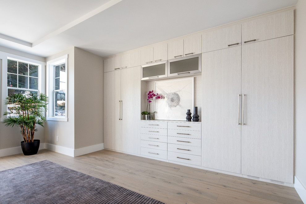 External Wardrobe in Bianco Textured Thermally Fused Laminate