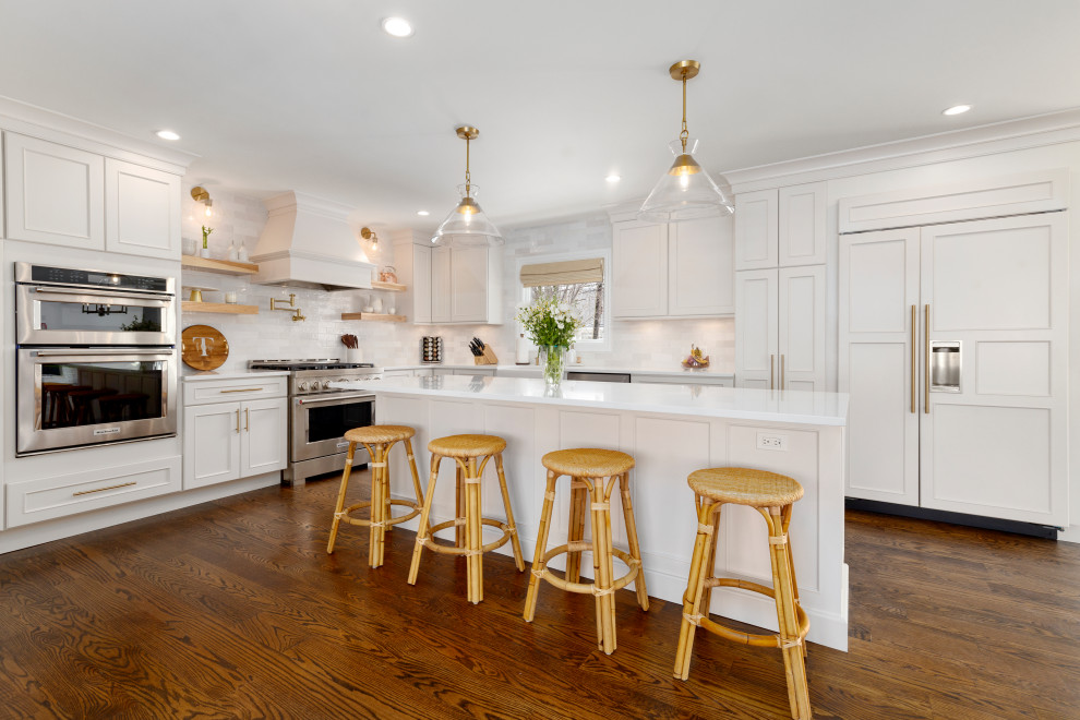 Transitional kitchen photo in New York