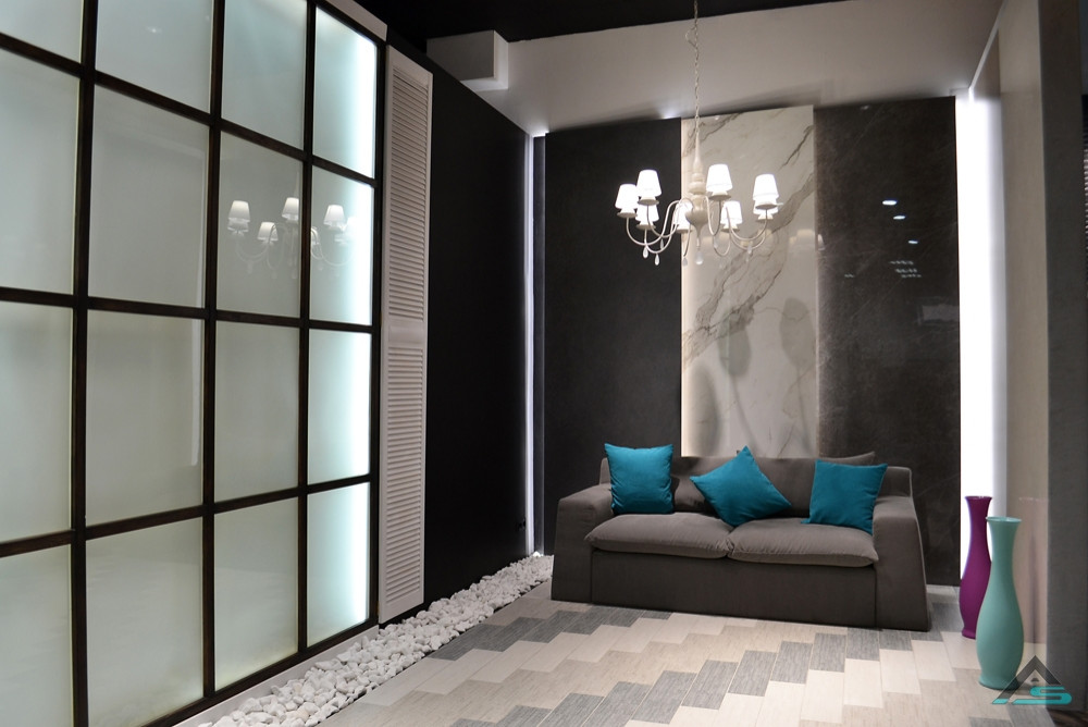 Салон " Fiera Ceramica "