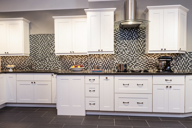 Malibu White Shaker Kitchen Cabinets Contemporary Kitchen