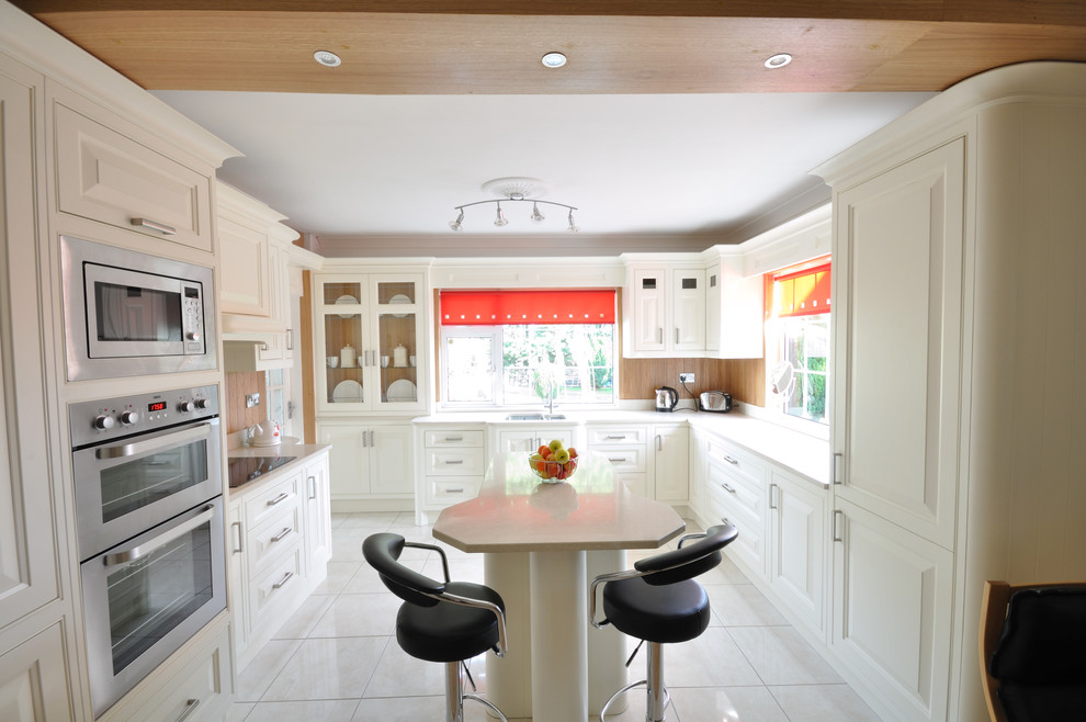Example of a trendy kitchen design in Dublin