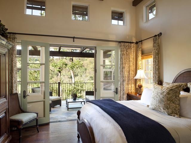 Mayacama Master Bedroom & Kitchen