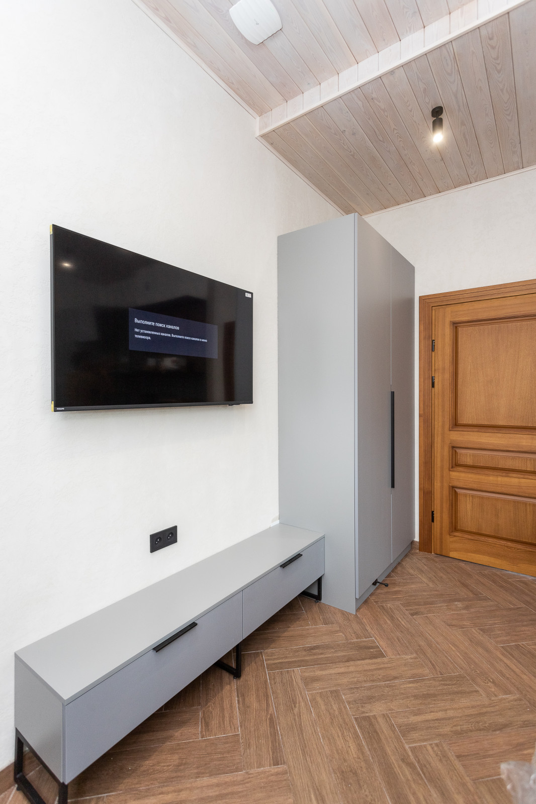 Кухня в современном стиле в гостиничном комплексе