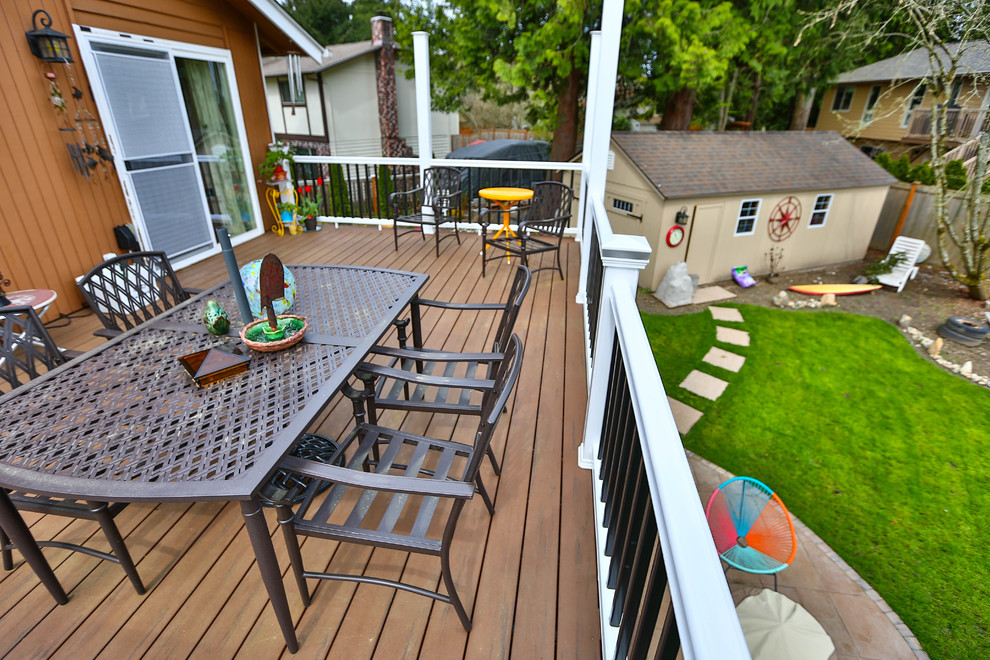 Deck - rustic deck idea in Seattle