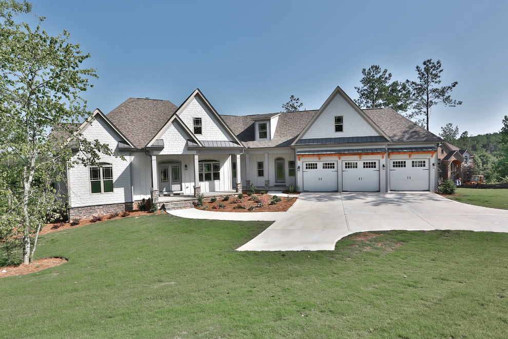 Design ideas for an arts and crafts exterior in Atlanta.