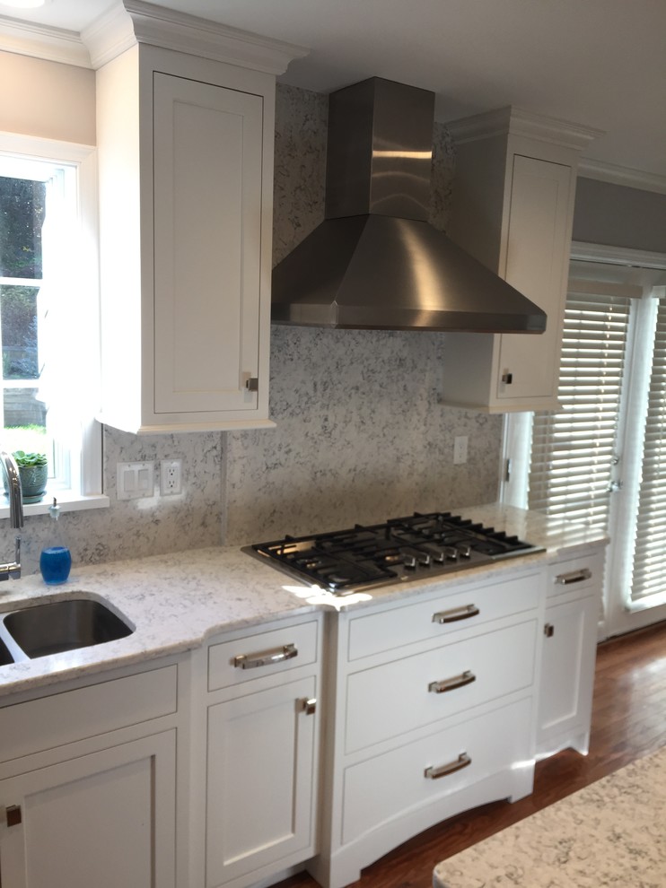 White Kitchen with Full-height backsplash