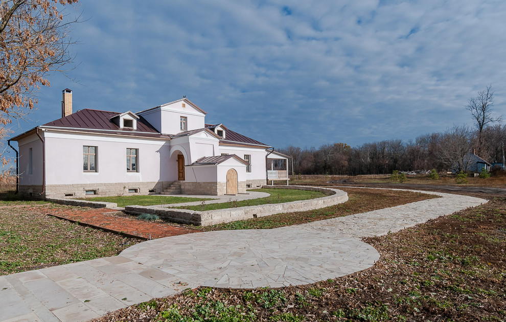 Дом с мезонином