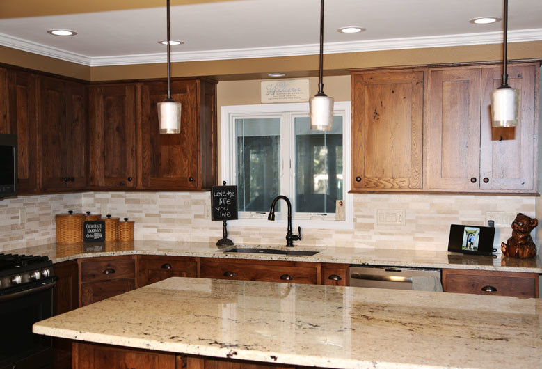 Kitchen - rustic kitchen idea in Cedar Rapids