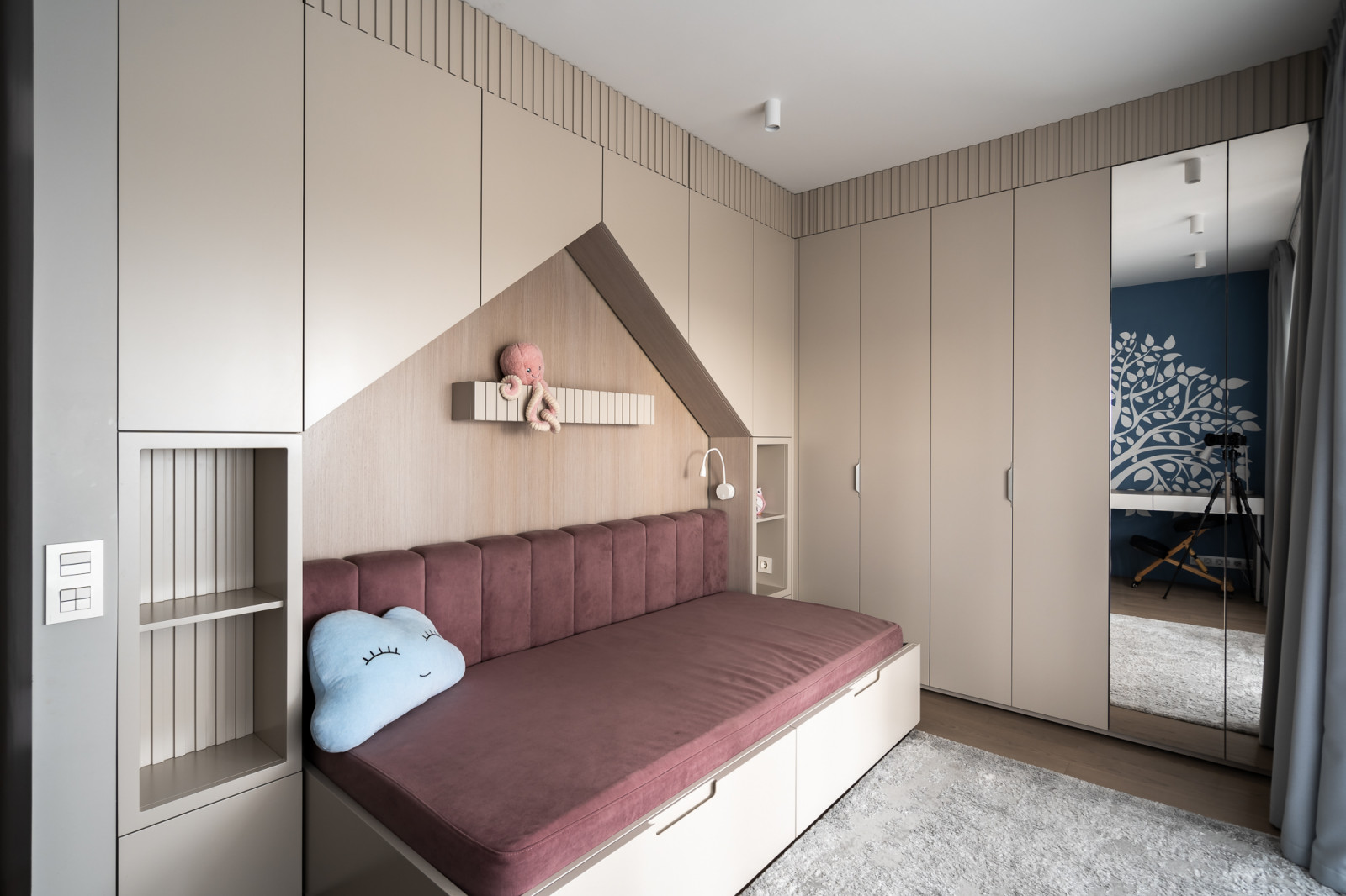 Современная квартира с двумя детскими