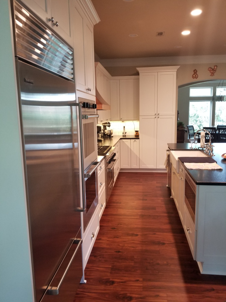 This is an example of a large kitchen in Austin.