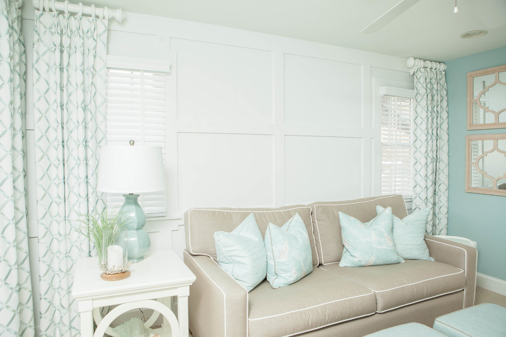 Transitional home design photo in Other
