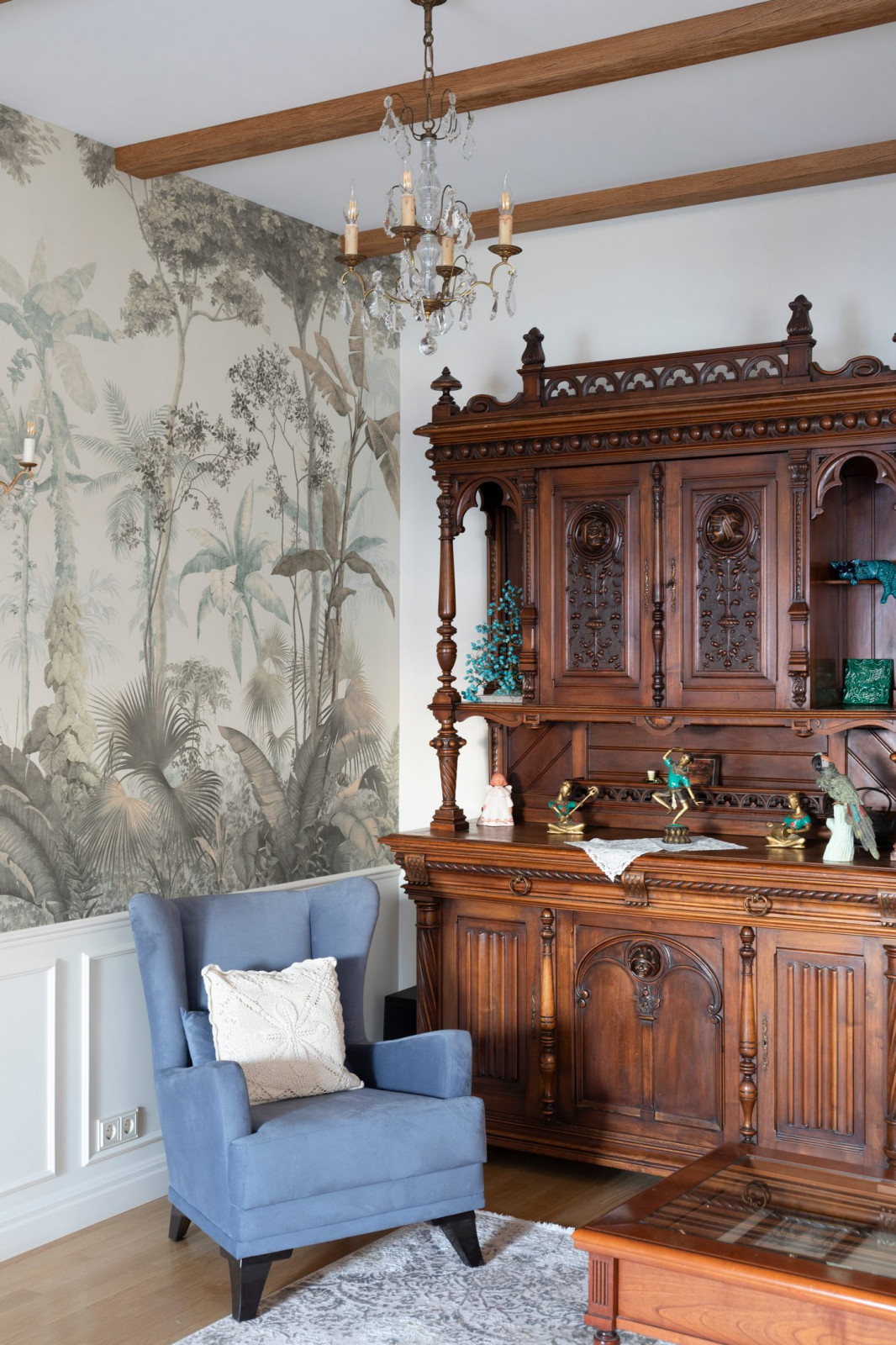 Гостиная с аркой