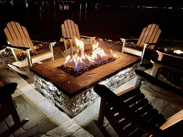 Patio with gas fire pit