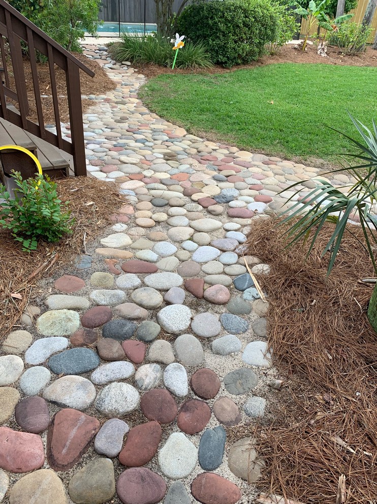 Water Rocks Pathway Landscaping With River Rock Pathways 10 Types Of Landscaping Rocks