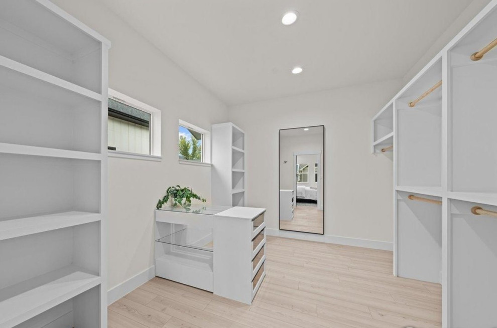 Inspiration for a farmhouse closet remodel in Denver