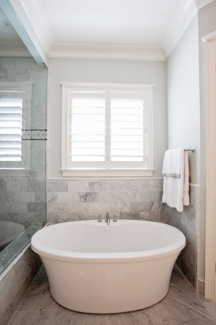 Bachelor Haven klassisch-modern-badezimmer