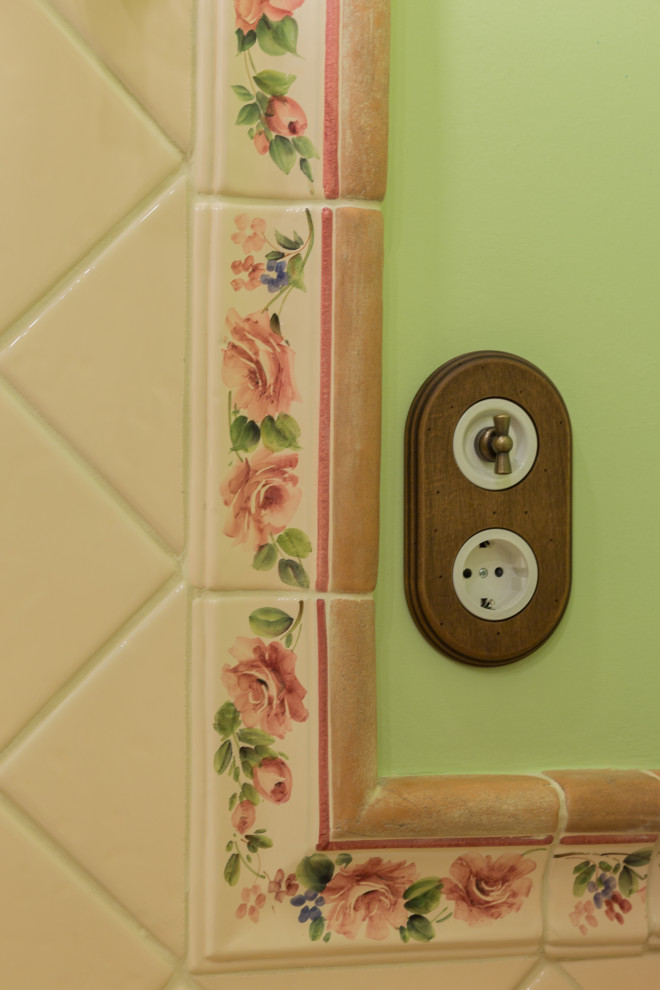 Интерьер гостевого дома в стиле Прованс. Интерьер бассейна (150 кв м)