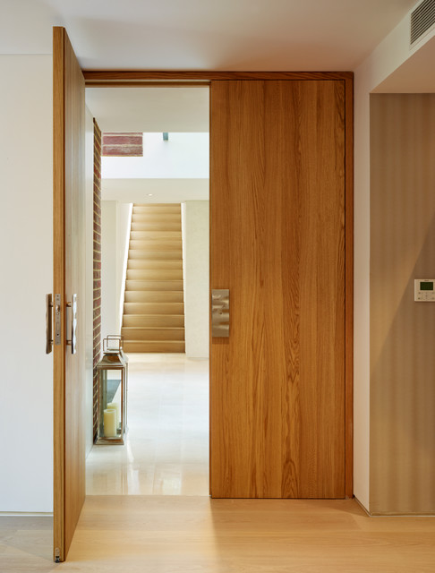 Brickfields, England Residence contemporaneo-corridoio