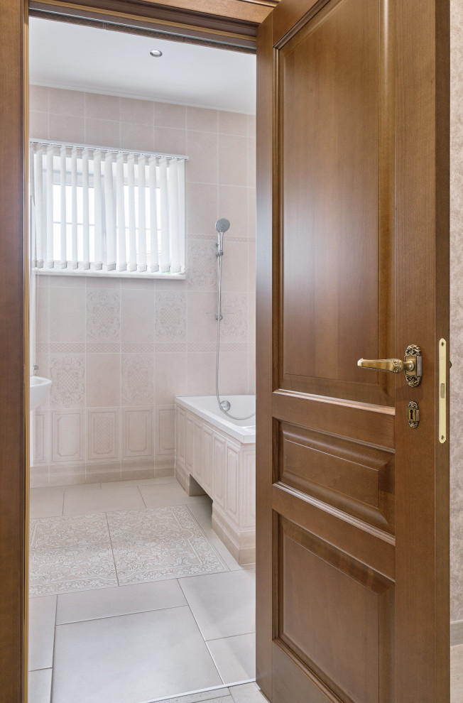 Модели Стимул и Премьер в отделке Ольха Орех