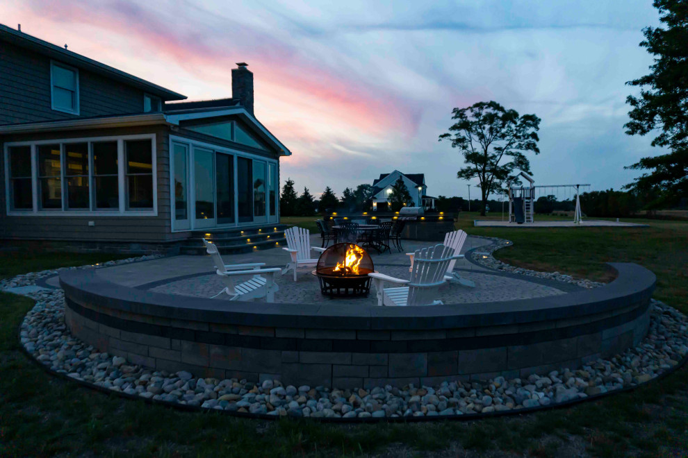 Cream Ridge, NJ: Outdoor Kitchen and Paver Patio with Firepit Area