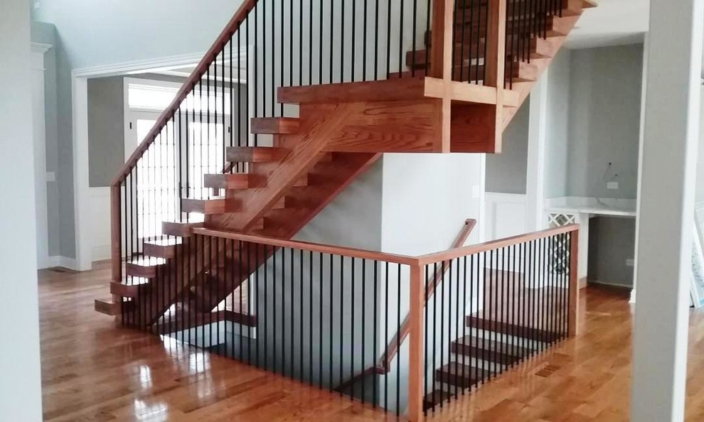 Staircase - modern staircase idea in Chicago