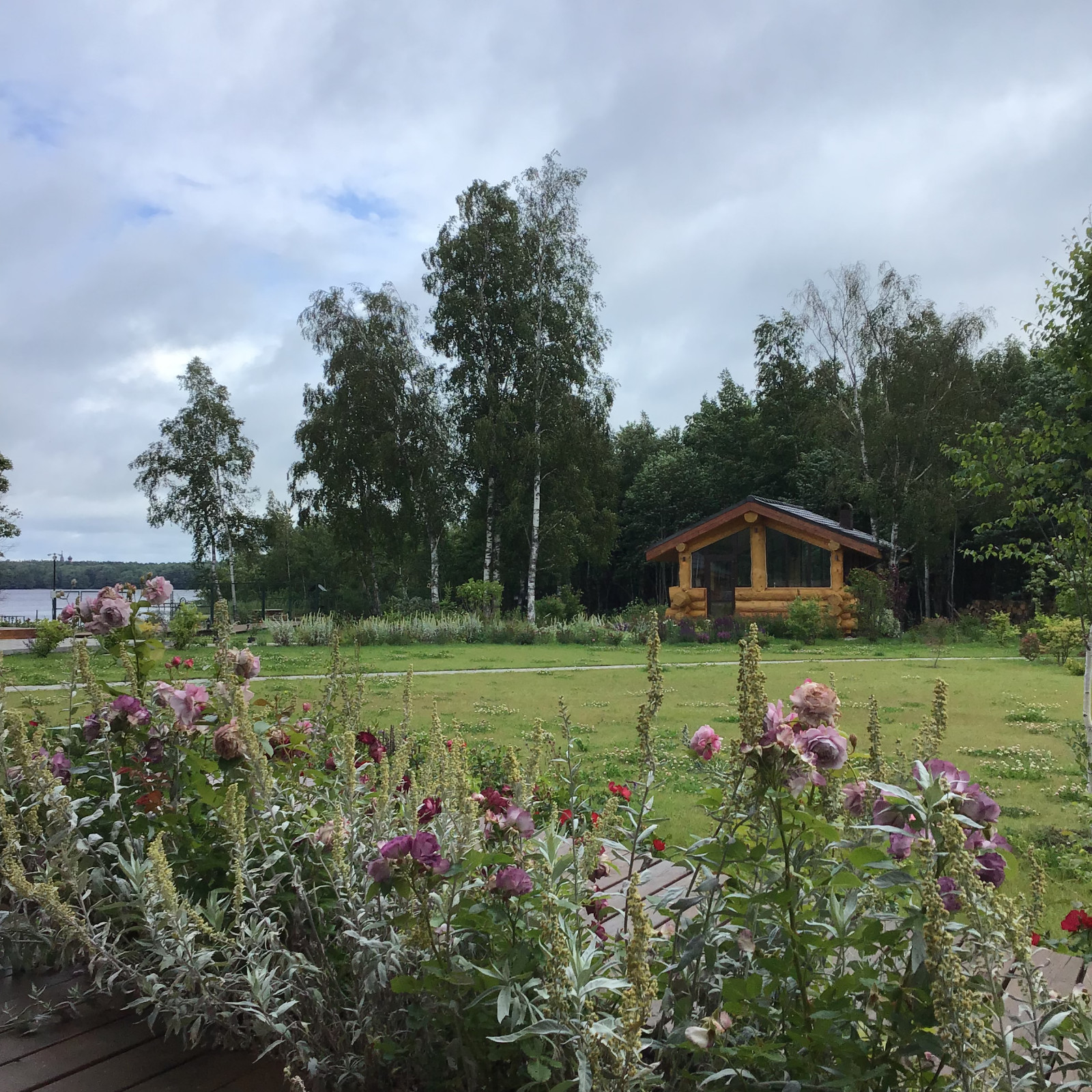 Деревенский сад