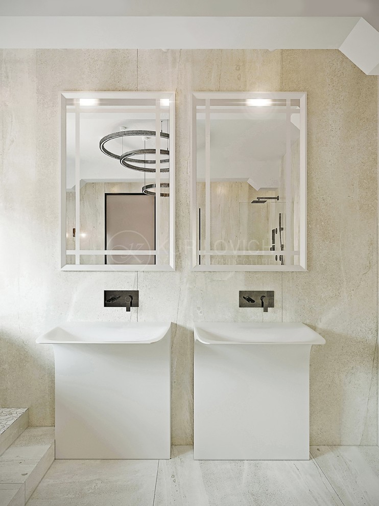 Aquamarine apartment