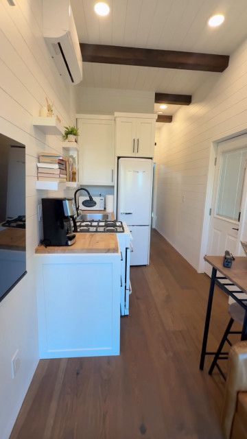 ADU Garage Conversion kueche