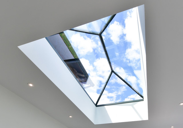 Making the most of your view with Exact glazing in Upton Grey contemporary-vardagsrum