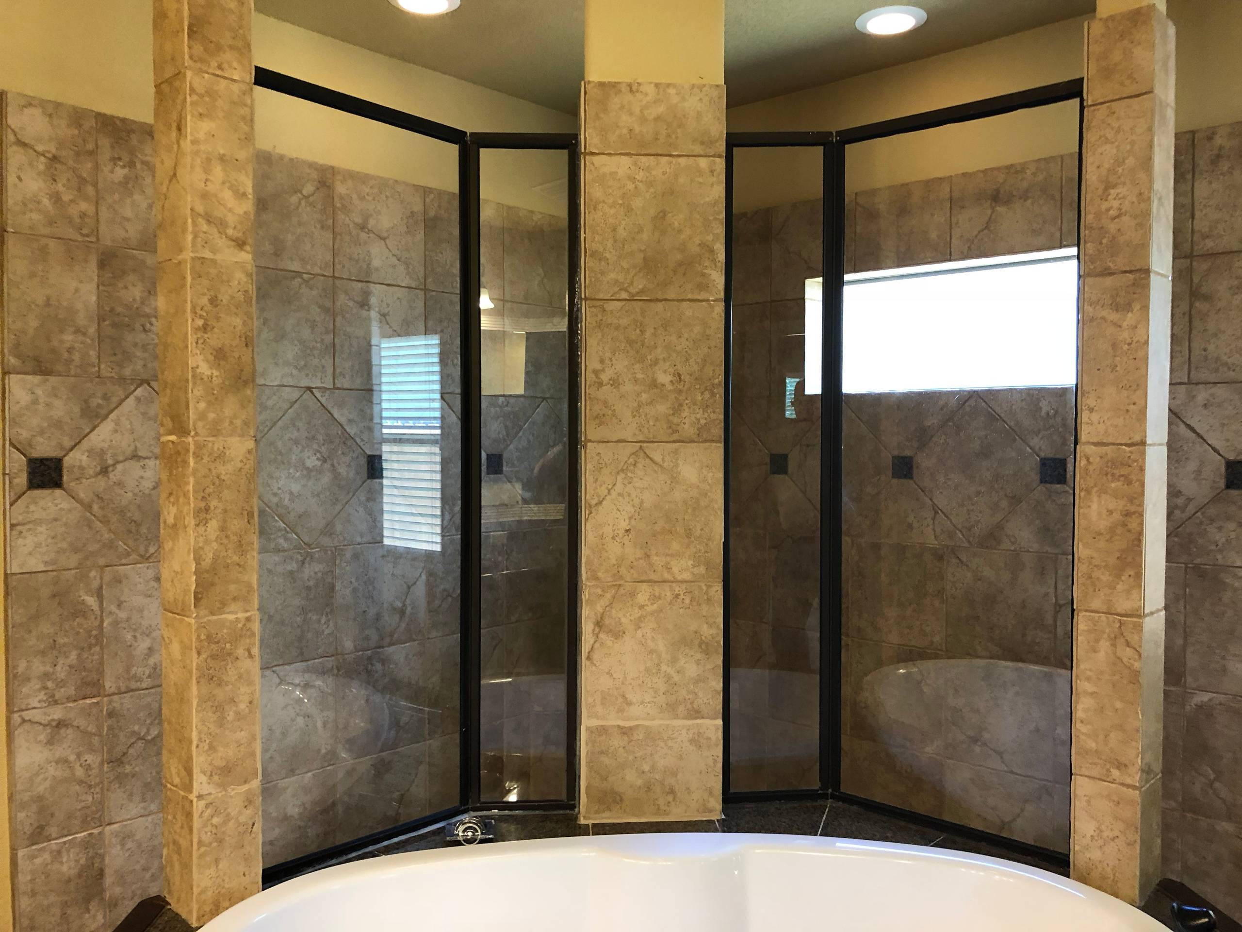 Boerne - Leather Leaf Master Bath