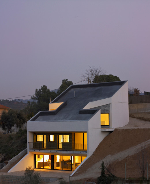 Casa en Vacarisses contemporary-exterior