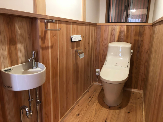 トイレ toilettes