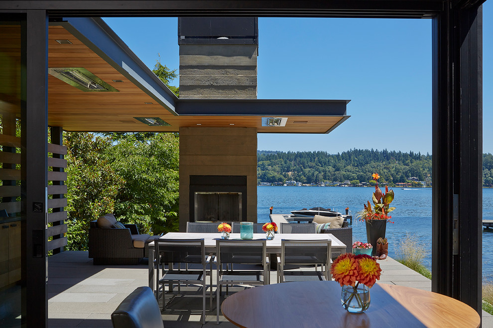 Inspiration for a modern dining room in Seattle.